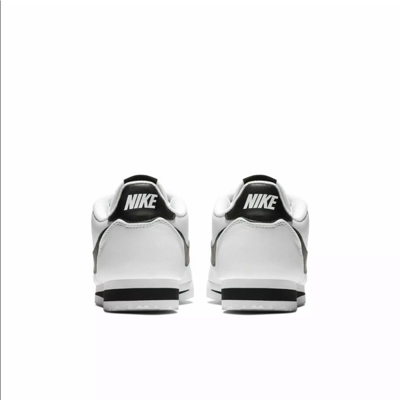 New Nike Women's Classic Cortez Leather Shoes - Picture 6 of 7